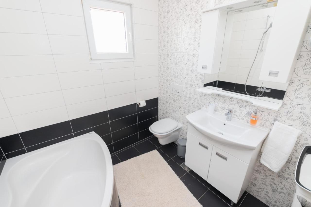 Turta Apartment Zadar Eksteriør bilde